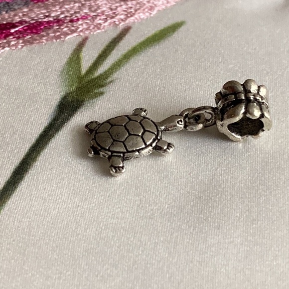 NWOT - EFFY Dark Silvertone Turtle🐢Hanging Slider Charm - Picture 11 of 11
